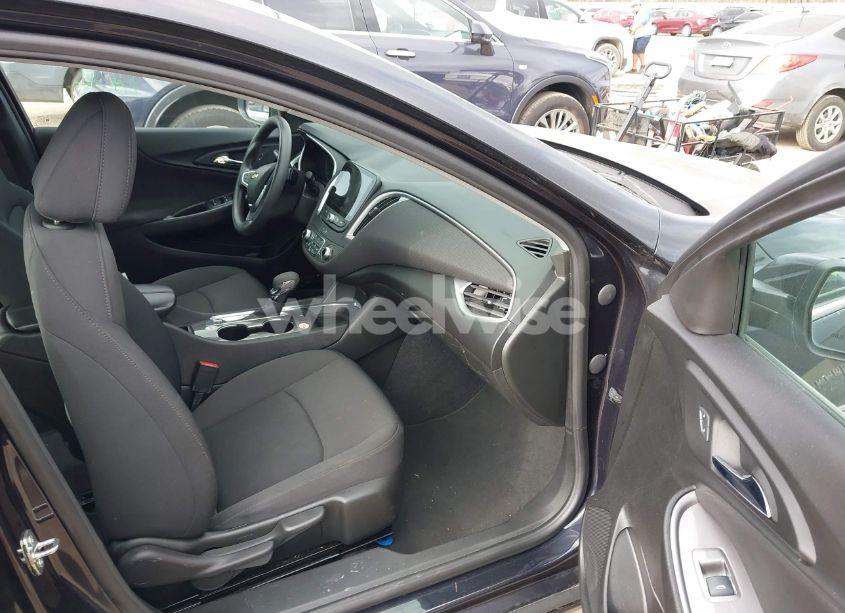 Photo 5 of 2023 Chevrolet Malibu FWD 1LT (VIN 1G1ZD5ST2PF142608)