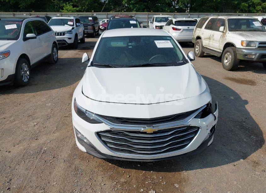 Photo 12 of 2023 Chevrolet Malibu FWD 1LT (VIN 1G1ZD5ST2PF162390)