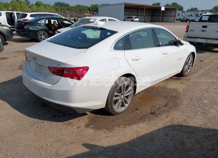 Photo 4 of 2023 Chevrolet Malibu FWD 1LT (VIN 1G1ZD5ST2PF162390)