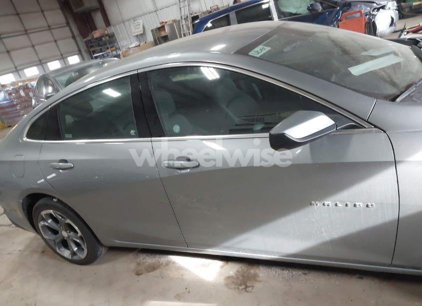 Photo 13 of 2023 Chevrolet Malibu FWD 1LT (VIN 1G1ZD5ST2PF182252)