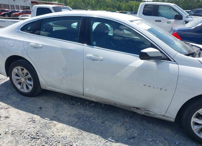 Photo 13 of 2023 Chevrolet Malibu FWD 1LT (VIN 1G1ZD5ST2PF187659)