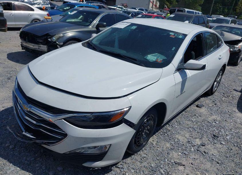 Photo 2 of 2023 Chevrolet Malibu FWD 1LT (VIN 1G1ZD5ST2PF187659)