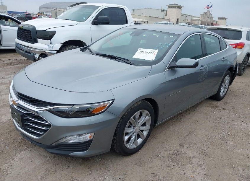 Photo 2 of 2023 Chevrolet Malibu FWD 1LT (VIN 1G1ZD5ST2PF223107)