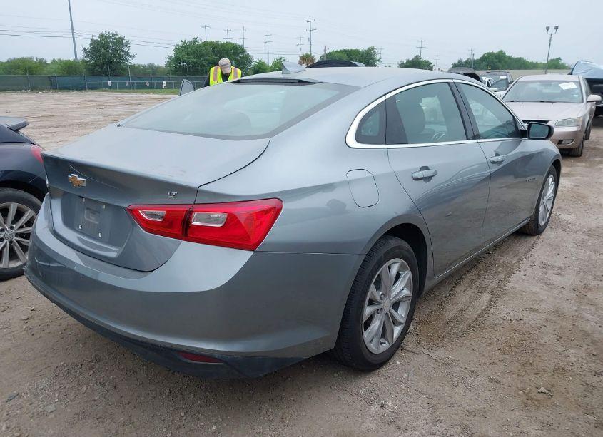 Photo 4 of 2023 Chevrolet Malibu FWD 1LT (VIN 1G1ZD5ST2PF223107)