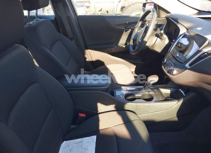 Photo 5 of 2023 Chevrolet Malibu FWD 1LT (VIN 1G1ZD5ST2PF226377)