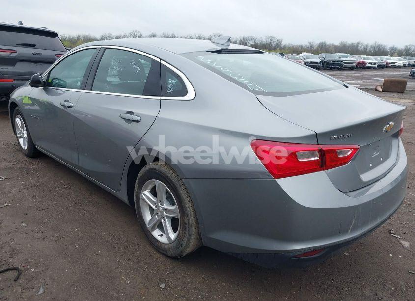Photo 3 of 2023 Chevrolet Malibu FWD 1LT (VIN 1G1ZD5ST2PF229604)