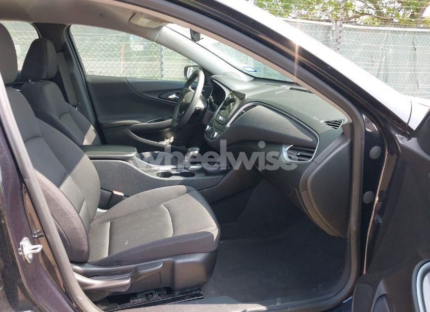 Photo 5 of 2023 Chevrolet Malibu FWD 1LT (VIN 1G1ZD5ST2PF229781)