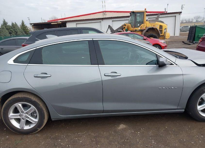 Photo 13 of 2023 Chevrolet Malibu FWD 1LT (VIN 1G1ZD5ST2PF230171)