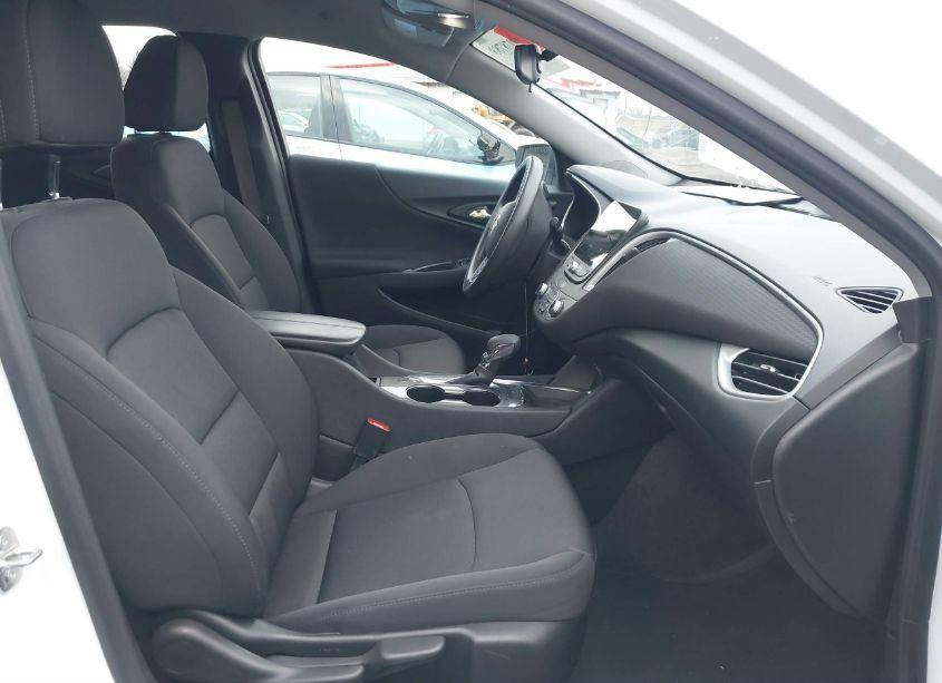 Photo 5 of 2023 Chevrolet Malibu FWD 1LT (VIN 1G1ZD5ST2PF230235)
