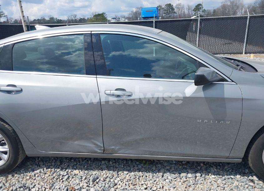 Photo 13 of 2023 Chevrolet Malibu FWD 1LT (VIN 1G1ZD5ST2PF233717)