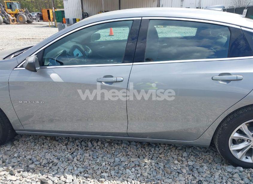 Photo 14 of 2023 Chevrolet Malibu FWD 1LT (VIN 1G1ZD5ST2PF233717)