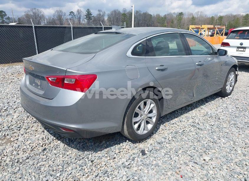 Photo 4 of 2023 Chevrolet Malibu FWD 1LT (VIN 1G1ZD5ST2PF233717)