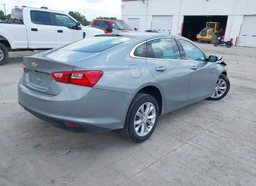 Photo 4 of 2023 Chevrolet Malibu FWD 1LT (VIN 1G1ZD5ST2PF236035)