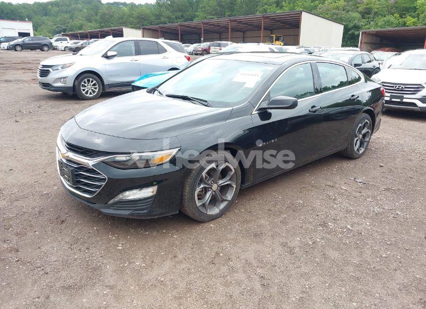 Photo 2 of 2023 Chevrolet Malibu FWD 1LT (VIN 1G1ZD5ST2PF242966)