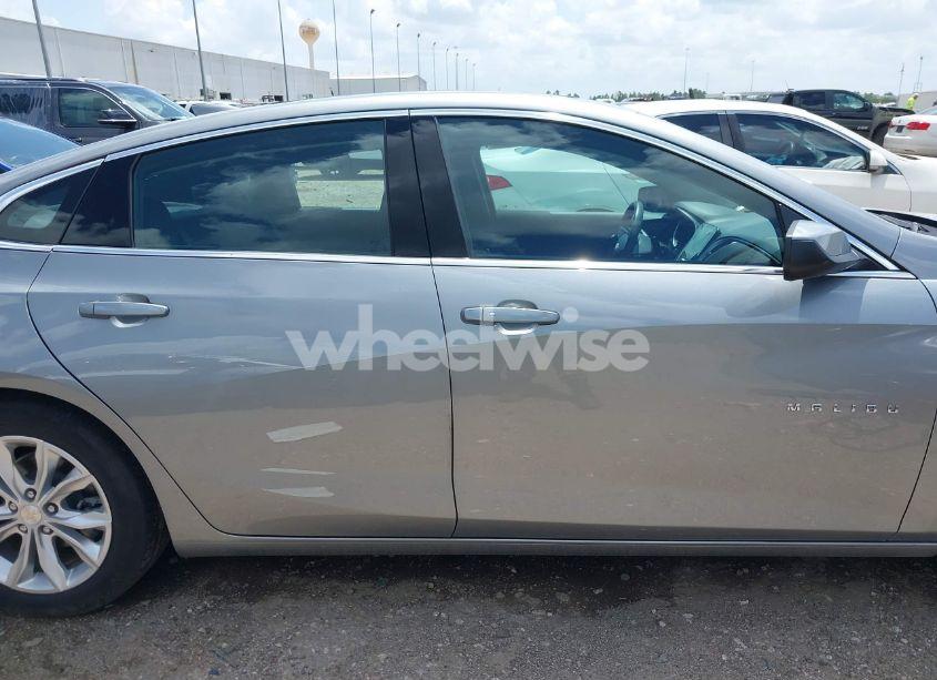 Photo 13 of 2024 Chevrolet Malibu FWD 1LT (VIN 1G1ZD5ST2RF122412)