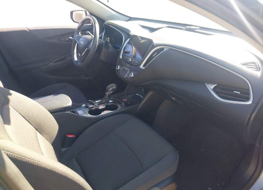 Photo 5 of 2024 Chevrolet Malibu FWD 1LT (VIN 1G1ZD5ST2RF129182)