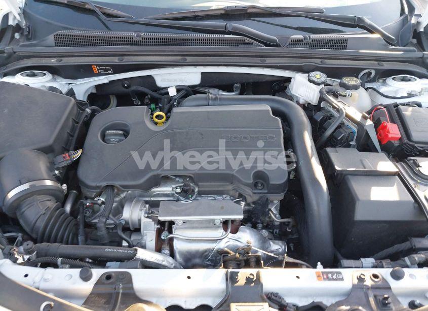 Photo 10 of 2024 Chevrolet Malibu FWD 1LT (VIN 1G1ZD5ST2RF139615)