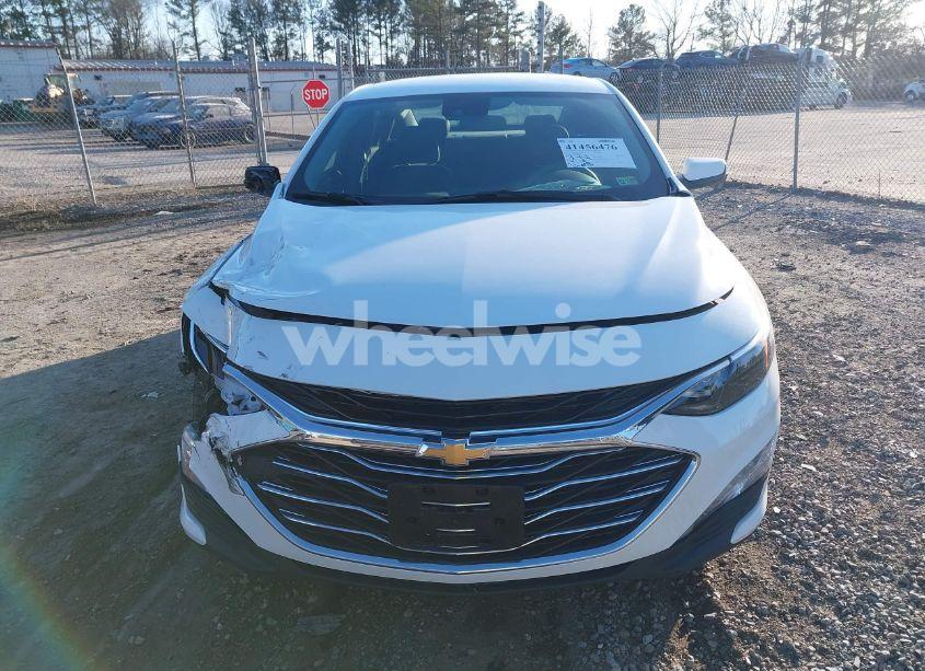 Photo 12 of 2024 Chevrolet Malibu FWD 1LT (VIN 1G1ZD5ST2RF139615)