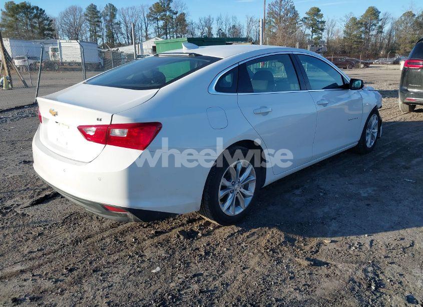 Photo 4 of 2024 Chevrolet Malibu FWD 1LT (VIN 1G1ZD5ST2RF139615)