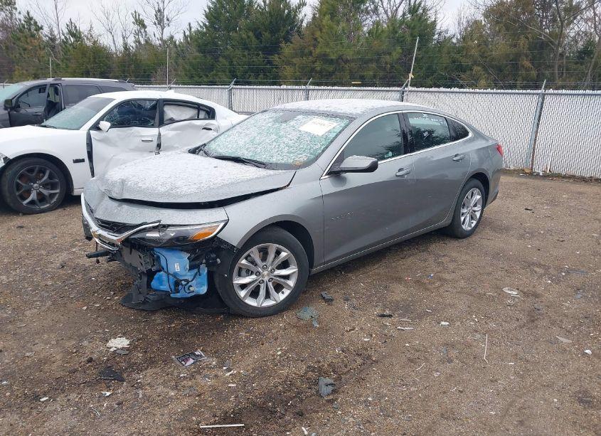 Photo 2 of 2024 Chevrolet Malibu FWD 1LT (VIN 1G1ZD5ST2RF163767)