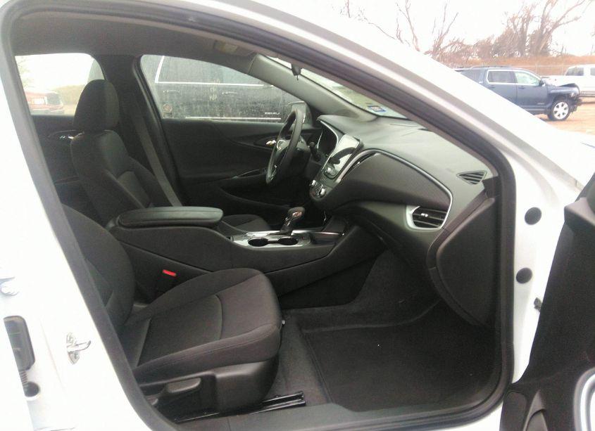 Photo 5 of 2024 Chevrolet Malibu FWD 1LT (VIN 1G1ZD5ST2RF172453)