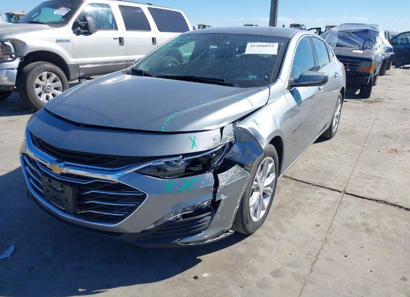 Photo 2 of 2024 Chevrolet Malibu FWD 1LT (VIN 1G1ZD5ST2RF218752)