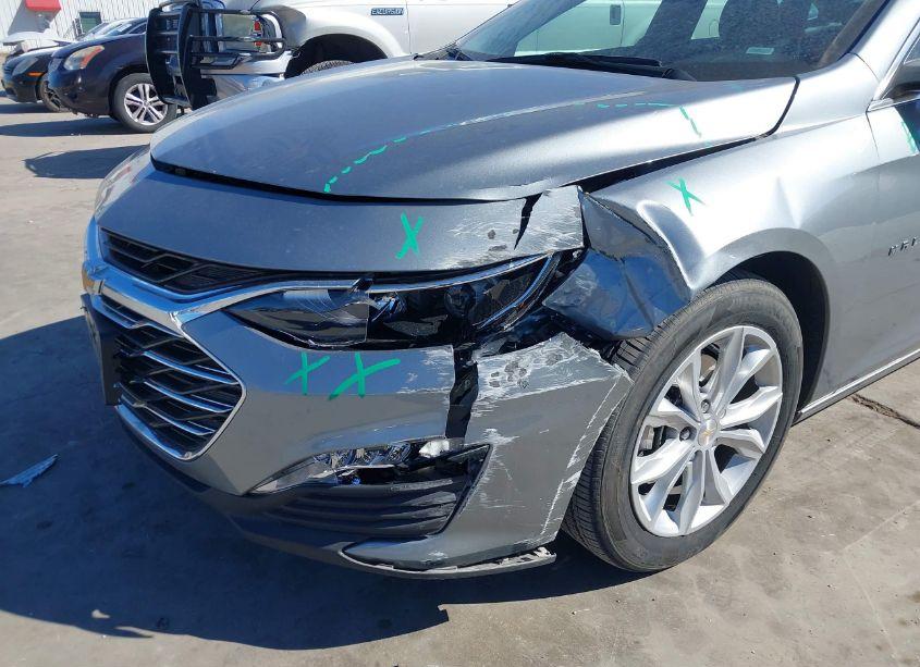 Photo 6 of 2024 Chevrolet Malibu FWD 1LT (VIN 1G1ZD5ST2RF218752)