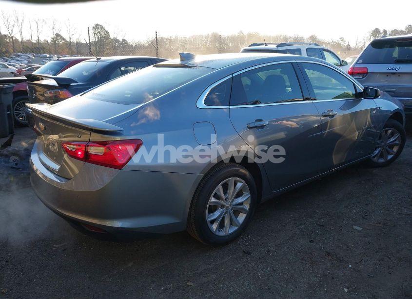 Photo 4 of 2025 Chevrolet Malibu FWD 1LT (VIN 1G1ZD5ST2SF105258)