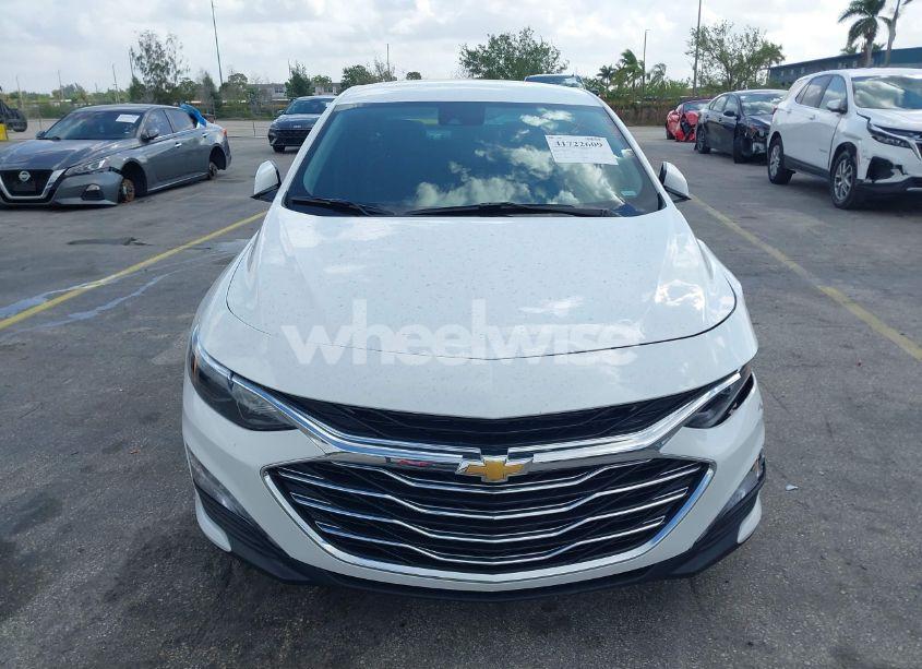 Photo 12 of 2025 Chevrolet Malibu FWD 1LT (VIN 1G1ZD5ST2SF155433)