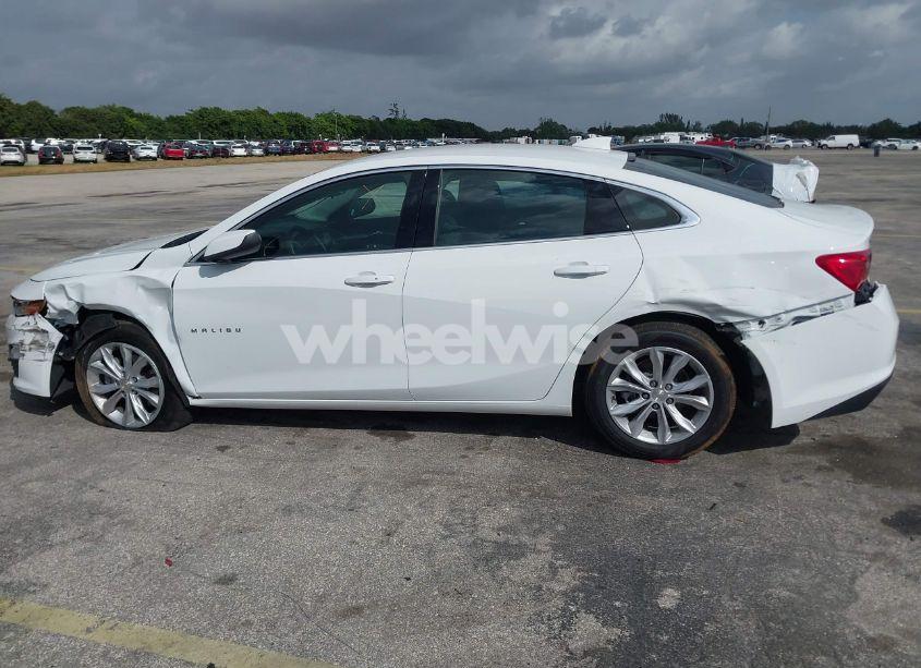 Photo 14 of 2025 Chevrolet Malibu FWD 1LT (VIN 1G1ZD5ST2SF155433)