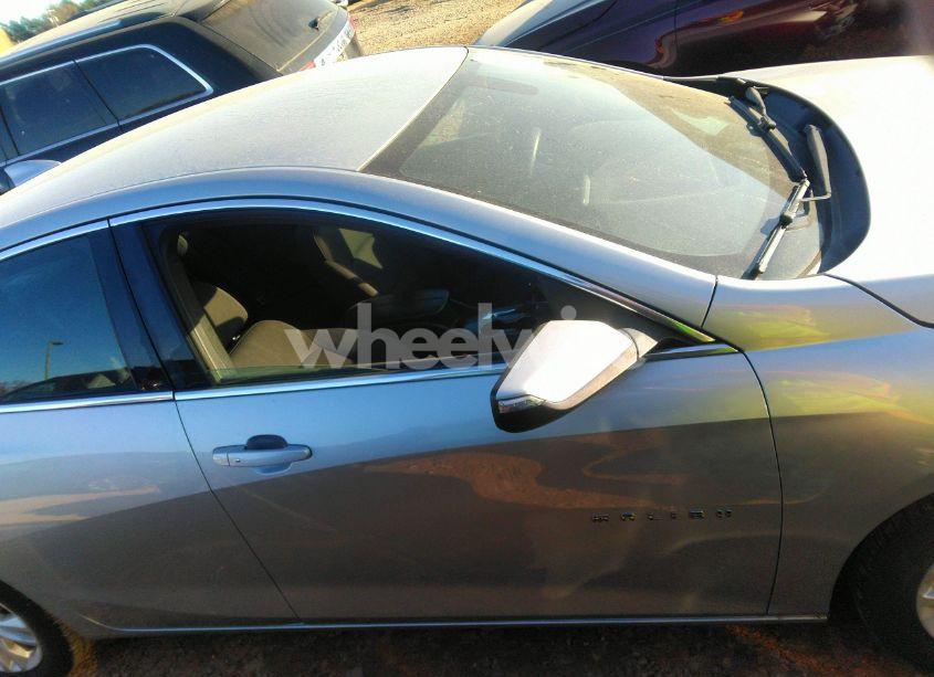 Photo 14 of 2018 Chevrolet Malibu LT (VIN 1G1ZD5ST3JF122052)