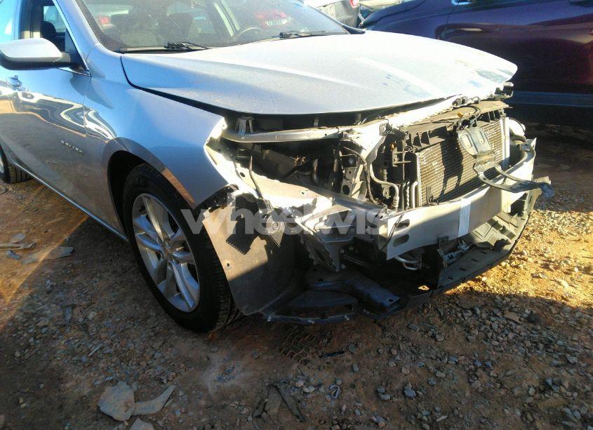 Photo 19 of 2018 Chevrolet Malibu LT (VIN 1G1ZD5ST3JF122052)