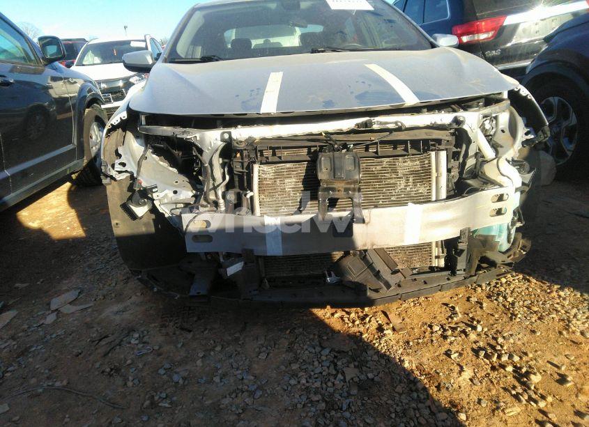 Photo 6 of 2018 Chevrolet Malibu LT (VIN 1G1ZD5ST3JF122052)