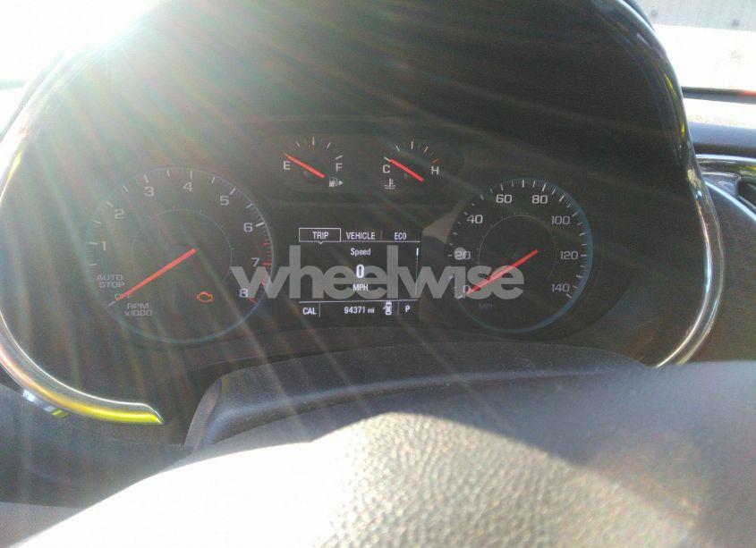 Photo 7 of 2018 Chevrolet Malibu LT (VIN 1G1ZD5ST3JF122052)