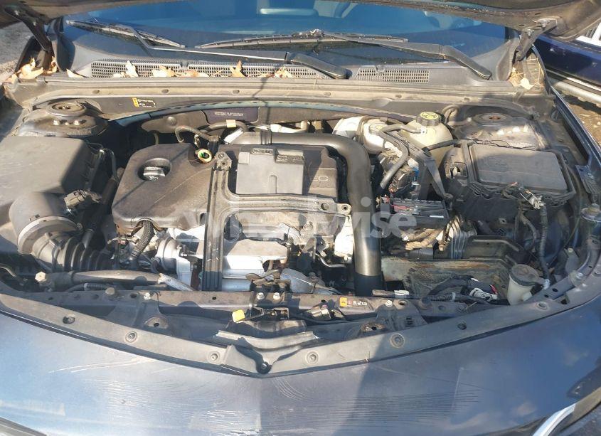 Photo 10 of 2018 Chevrolet Malibu LT (VIN 1G1ZD5ST3JF122133)