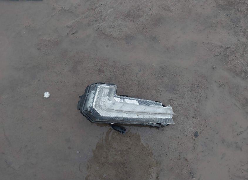 Photo 12 of 2018 Chevrolet Malibu LT (VIN 1G1ZD5ST3JF136680)