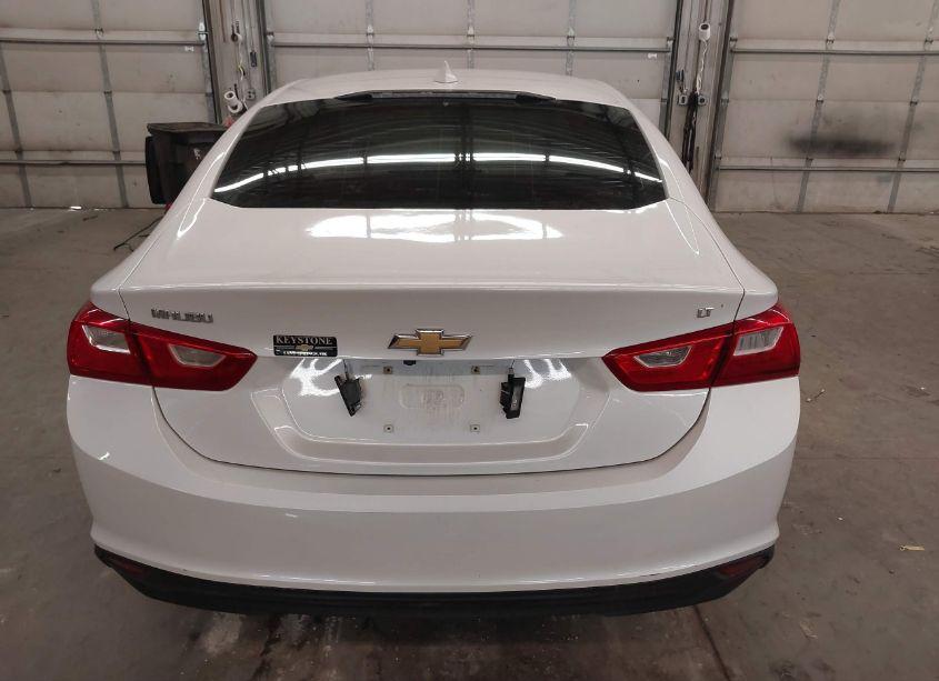 Photo 17 of 2018 Chevrolet Malibu LT (VIN 1G1ZD5ST3JF141880)