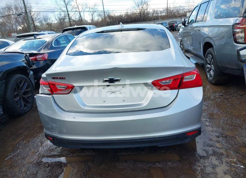 Photo 16 of 2018 Chevrolet Malibu LT (VIN 1G1ZD5ST3JF145346)