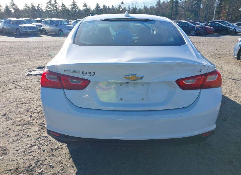 Photo 16 of 2018 Chevrolet Malibu LT (VIN 1G1ZD5ST3JF156895)