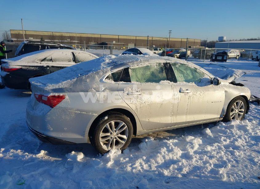 Photo 12 of 2018 Chevrolet Malibu LT (VIN 1G1ZD5ST3JF159389)