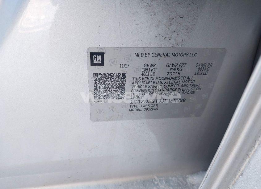 Photo 9 of 2018 Chevrolet Malibu LT (VIN 1G1ZD5ST3JF159389)