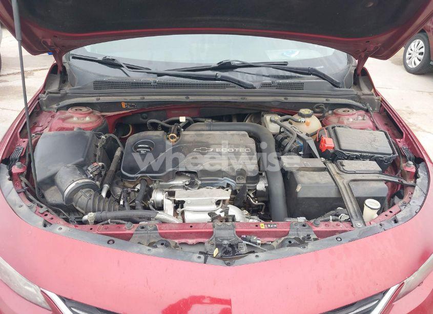 Photo 10 of 2018 Chevrolet Malibu LT (VIN 1G1ZD5ST3JF160056)