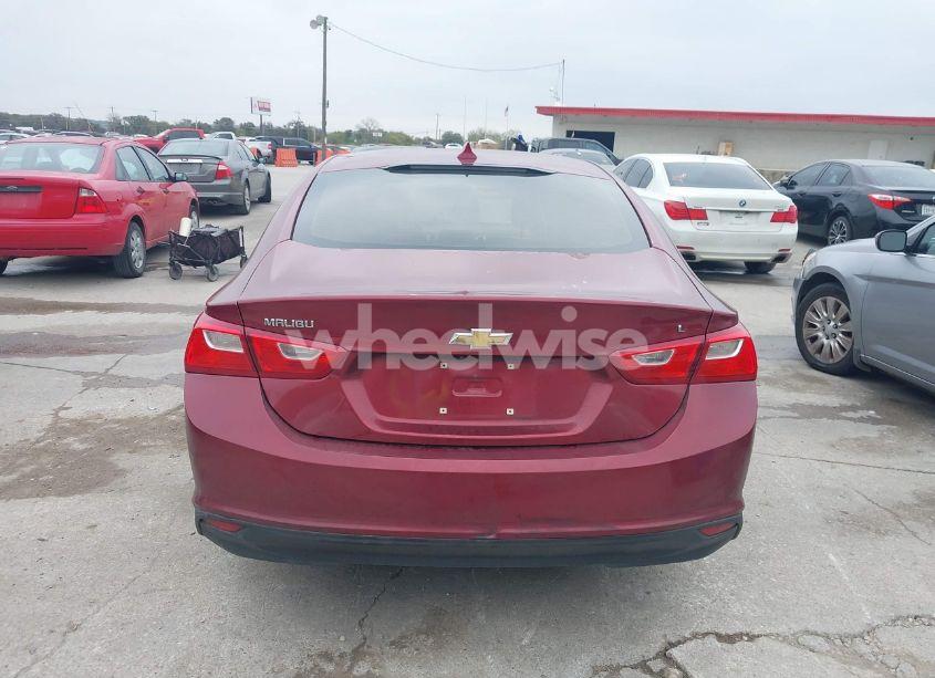 Photo 16 of 2018 Chevrolet Malibu LT (VIN 1G1ZD5ST3JF160056)