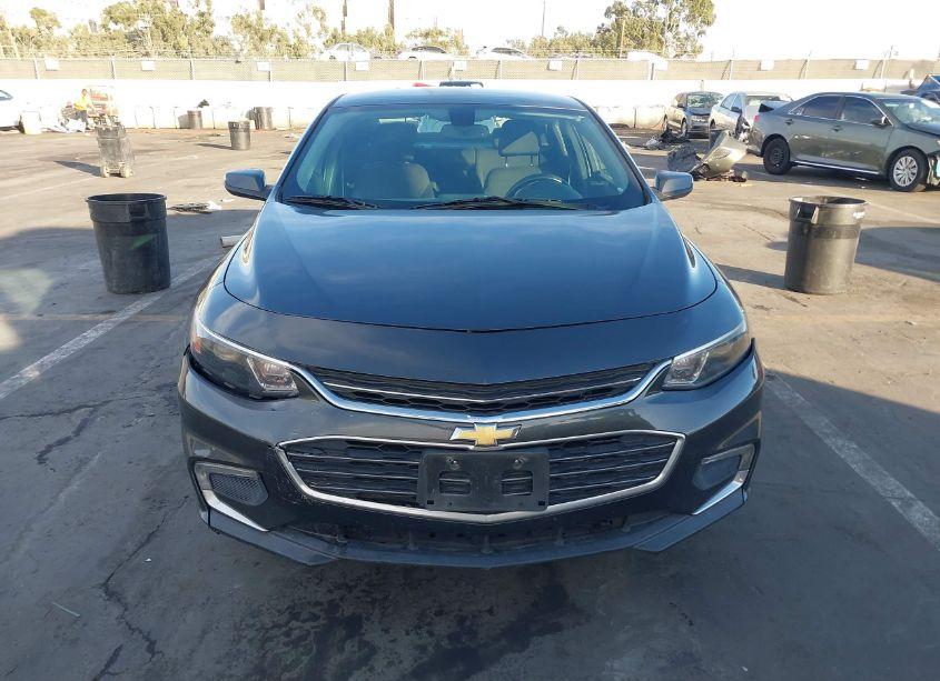Photo 12 of 2018 Chevrolet Malibu LT (VIN 1G1ZD5ST3JF171798)