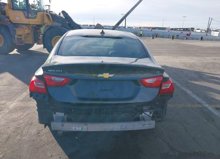 Photo 16 of 2018 Chevrolet Malibu LT (VIN 1G1ZD5ST3JF171798)