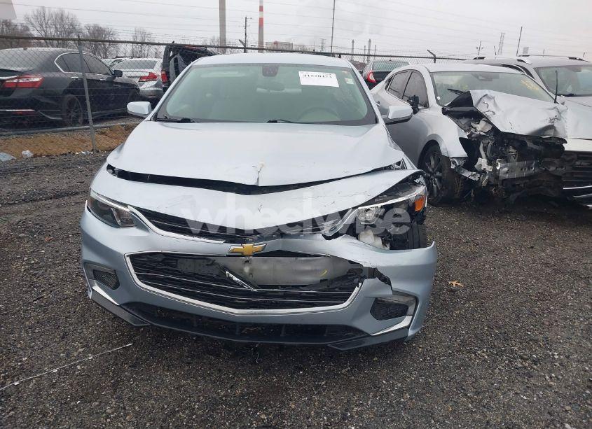 Photo 12 of 2018 Chevrolet Malibu LT (VIN 1G1ZD5ST3JF182011)