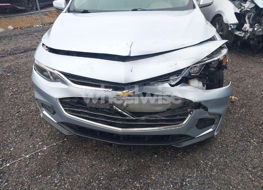 Photo 6 of 2018 Chevrolet Malibu LT (VIN 1G1ZD5ST3JF182011)