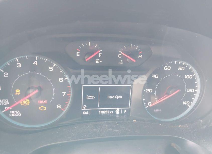 Photo 7 of 2018 Chevrolet Malibu LT (VIN 1G1ZD5ST3JF188360)