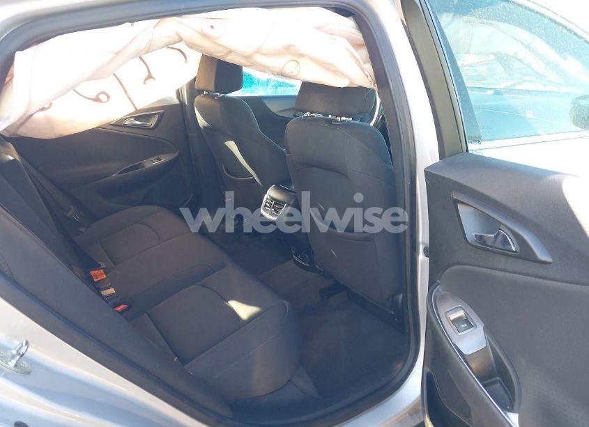 Photo 8 of 2018 Chevrolet Malibu LT (VIN 1G1ZD5ST3JF200782)