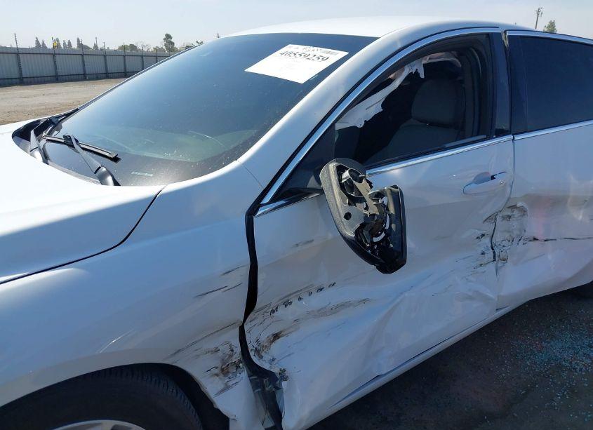 Photo 17 of 2018 Chevrolet Malibu LT (VIN 1G1ZD5ST3JF223429)